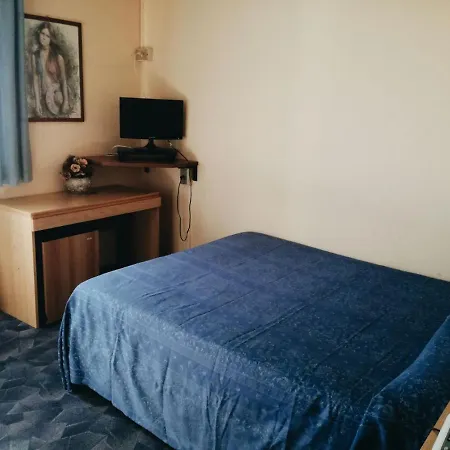 One Via Roma, 82 Hotel Altopascio